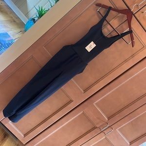 Black romper with pockets